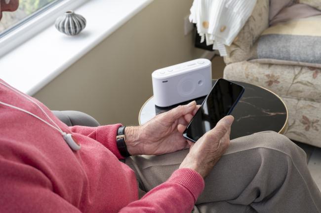 Nou terminal del Servei Local de Teleassistència de la Diputació de Girona..