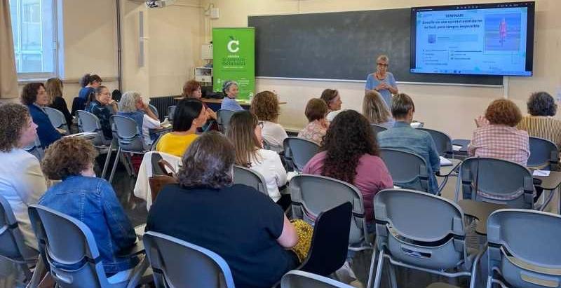 Anna Freixas al seminari sorbe edatisme i gènere organitzat per la Càtedra de la Salut de la UDG