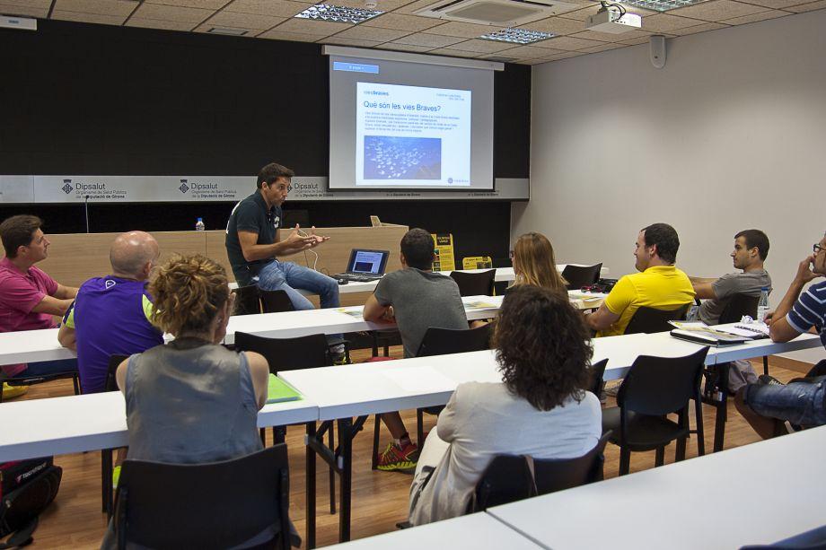 Sessió de formació per als dinamitzadors de les Vies Braves