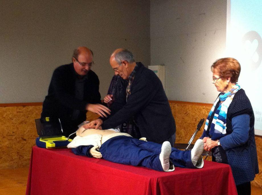 Mig miler de persones han participat en les demostracions públiques de l’ús dels desfibril·ladors celebrades aquest gener