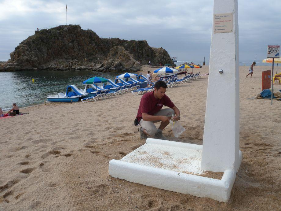 Dipsalut treballa per garantir la salubritat de les platges