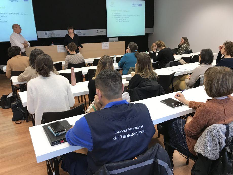Curs de prevenció de maltractaments a persones grans