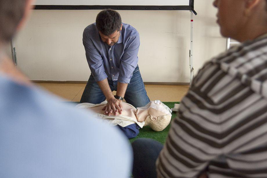 Formació en suport vital bàsic i desfibril·ladors
