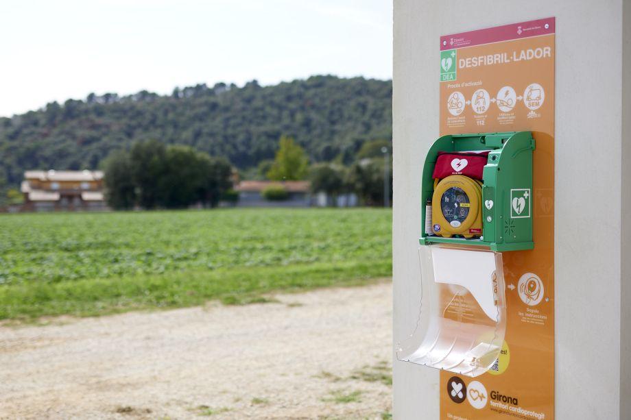 Fotografies instal·lació desfibril·ladors addicionals a Sant Jaume de Llierca i Canet d'Adri. 22 oct.2022 (VIII). E.Kelele/Dipsalut