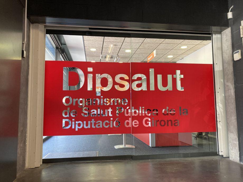 Imatge de l'entrada a la recepció de Dipsalut, al Parc Científic de Girona